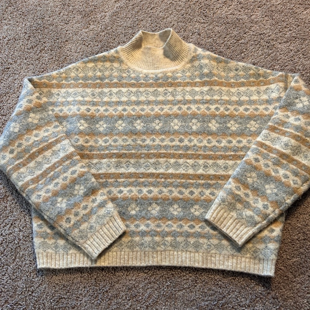 London Kaye Mossy Yarn Cropped Tan & Blue High Neck Women’s Sweater

Size S